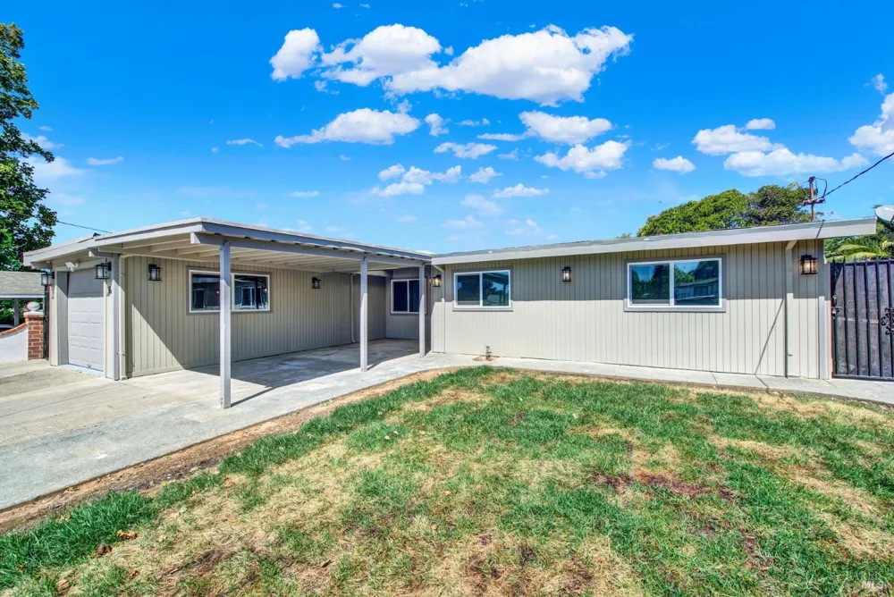 14 Joan Drive American Canyon, CA 94503