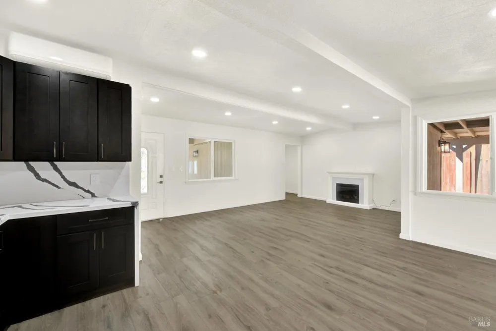 14 Joan Drive American Canyon, CA 94503