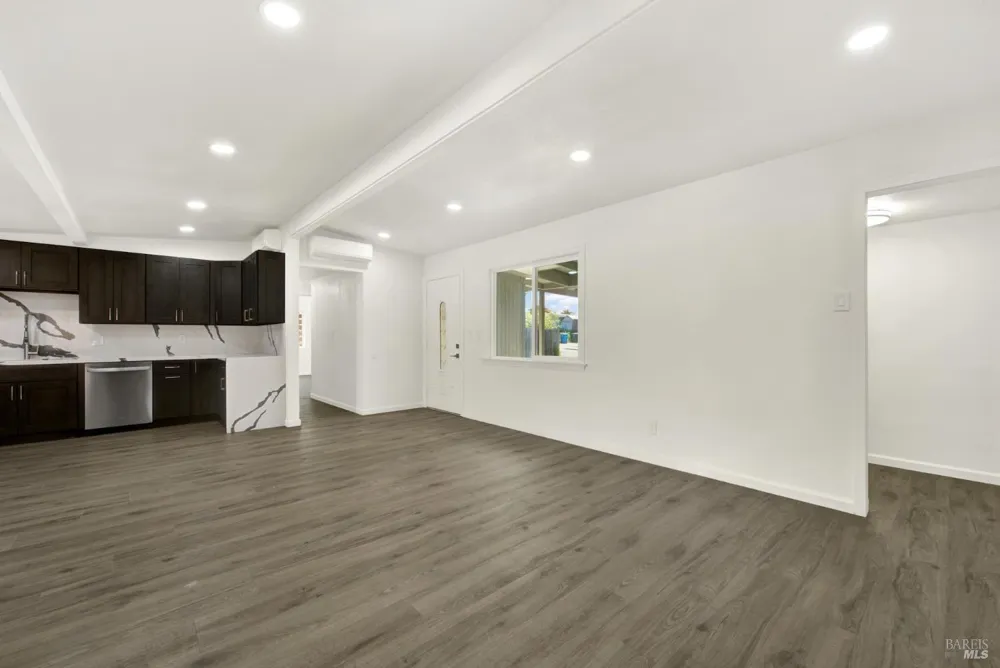 14 Joan Drive American Canyon, CA 94503
