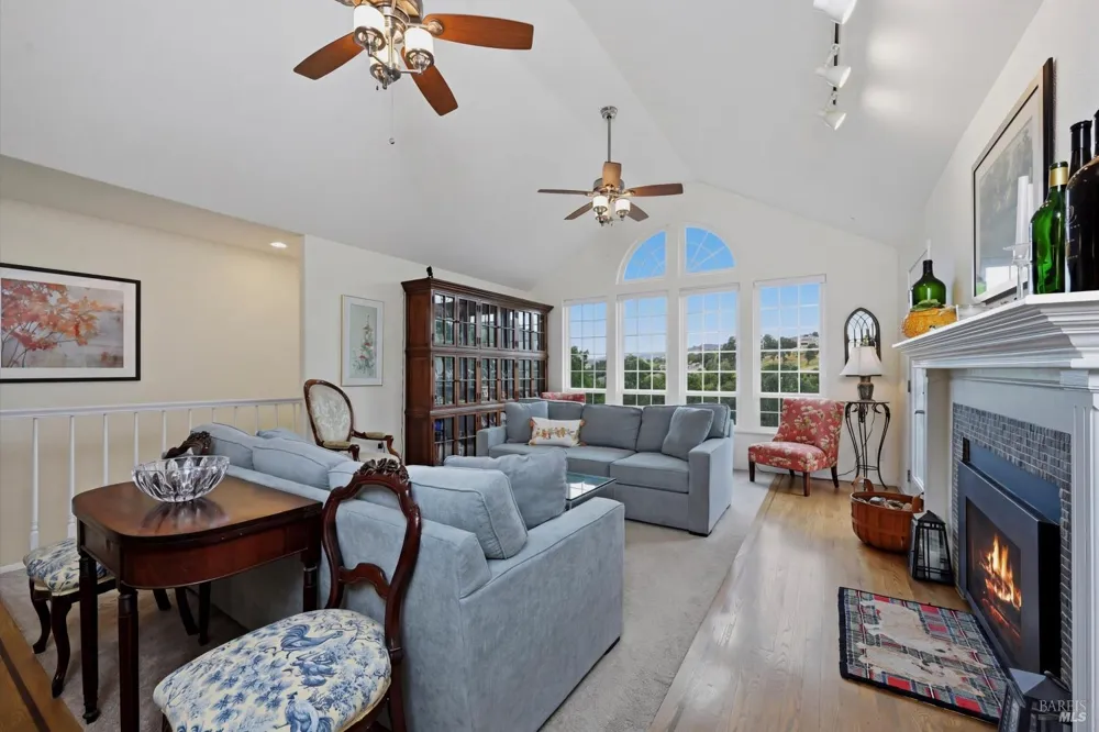 19972 Jigsaw Road Hidden Valley Lake, CA 95467