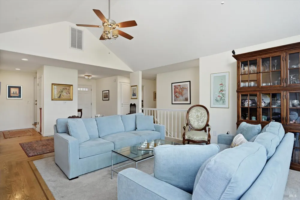 19972 Jigsaw Road Hidden Valley Lake, CA 95467