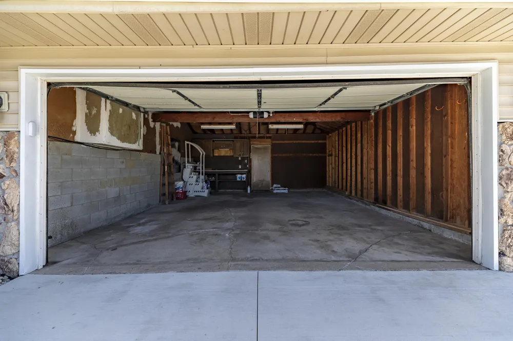 431 S Liverpool Road Hobart, IN 46342