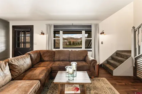 18 Crystal Road #5B