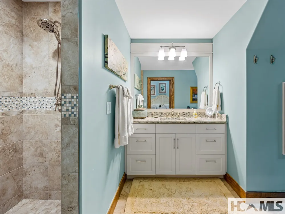 64 Bee Tree Way Lake Toxaway, NC 28747