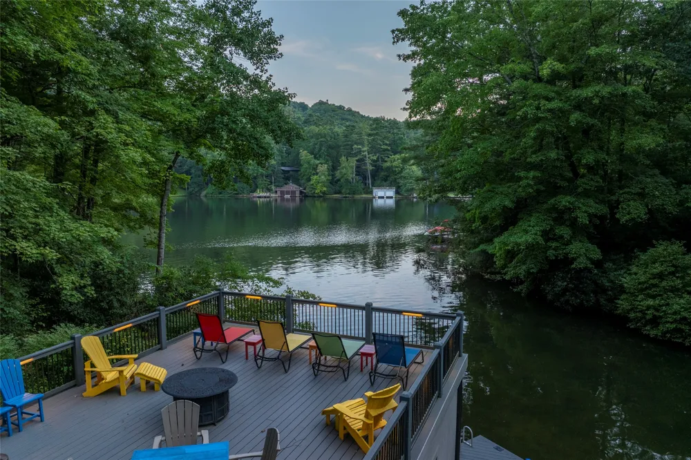 64 Bee Tree Way Lake Toxaway, NC 28747