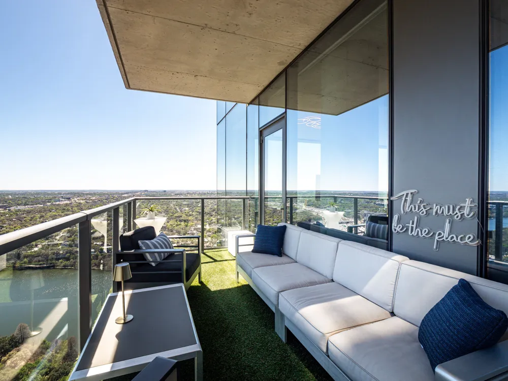 44 East Avenue #3707 Austin, TX 78701