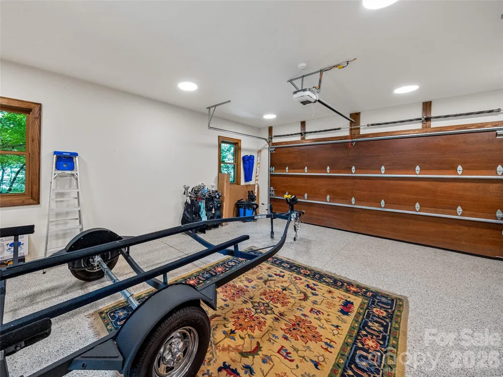 64 Bee Tree Way Lake Toxaway, NC 28747