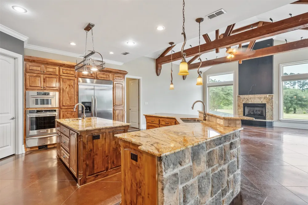 20389 County Road 178 Flint, TX 75762