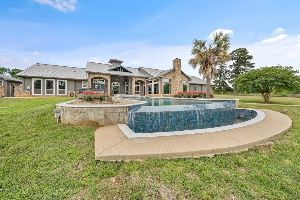 20389 County Road 178 Flint, TX 75762