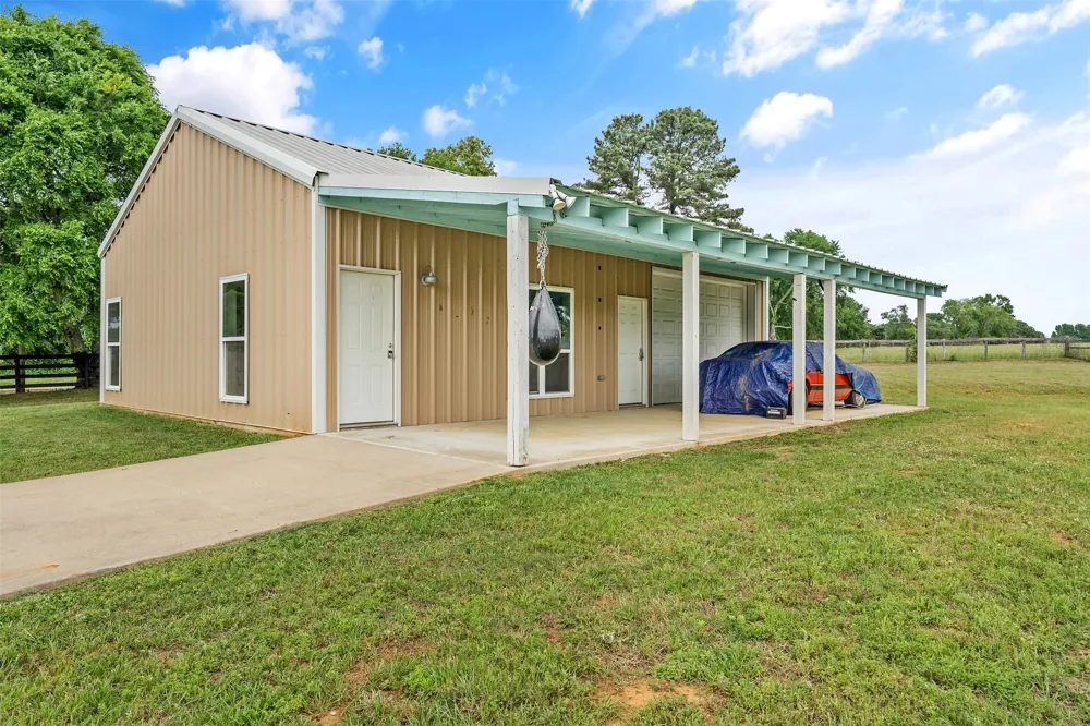 20389 County Road 178 Flint, TX 75762