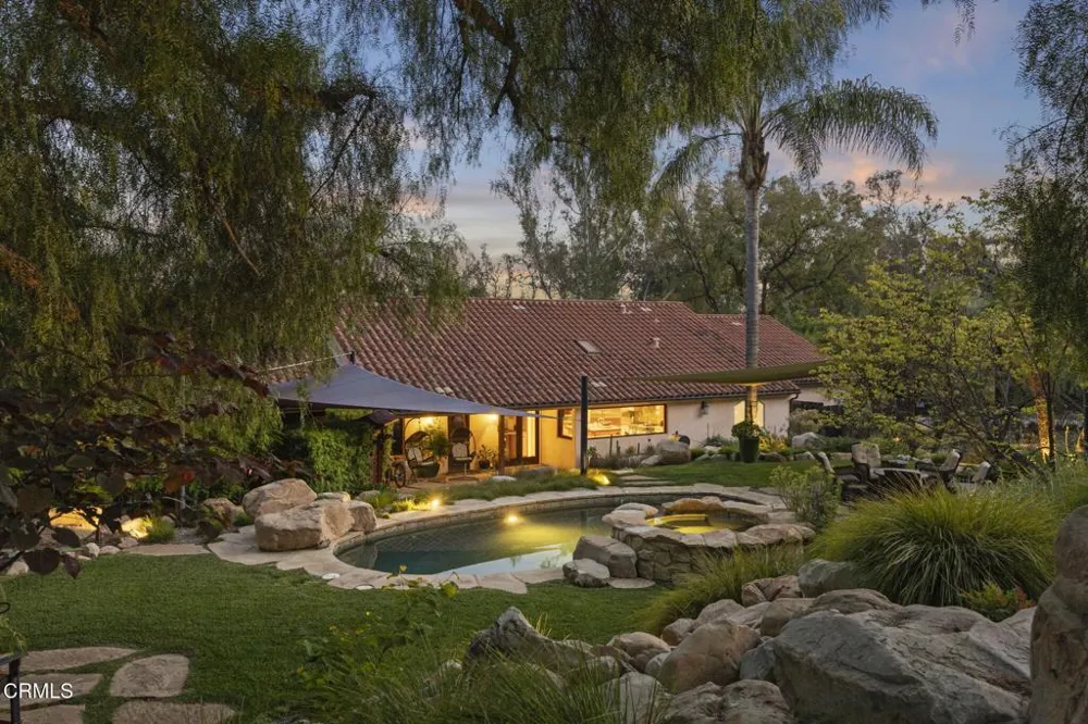 199 Fairview Road Ojai, CA 93023