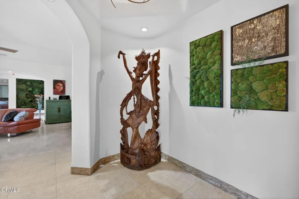 199 Fairview Road Ojai, CA 93023