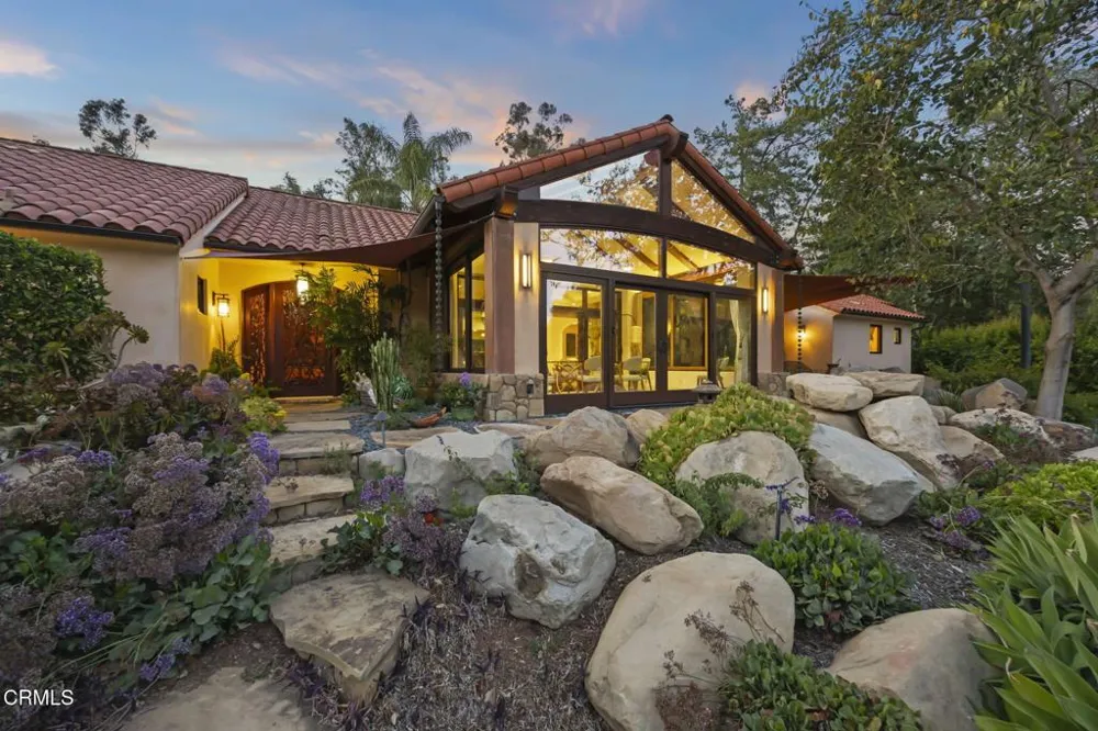 199 Fairview Road Ojai, CA 93023