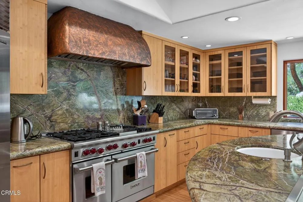 199 Fairview Road Ojai, CA 93023
