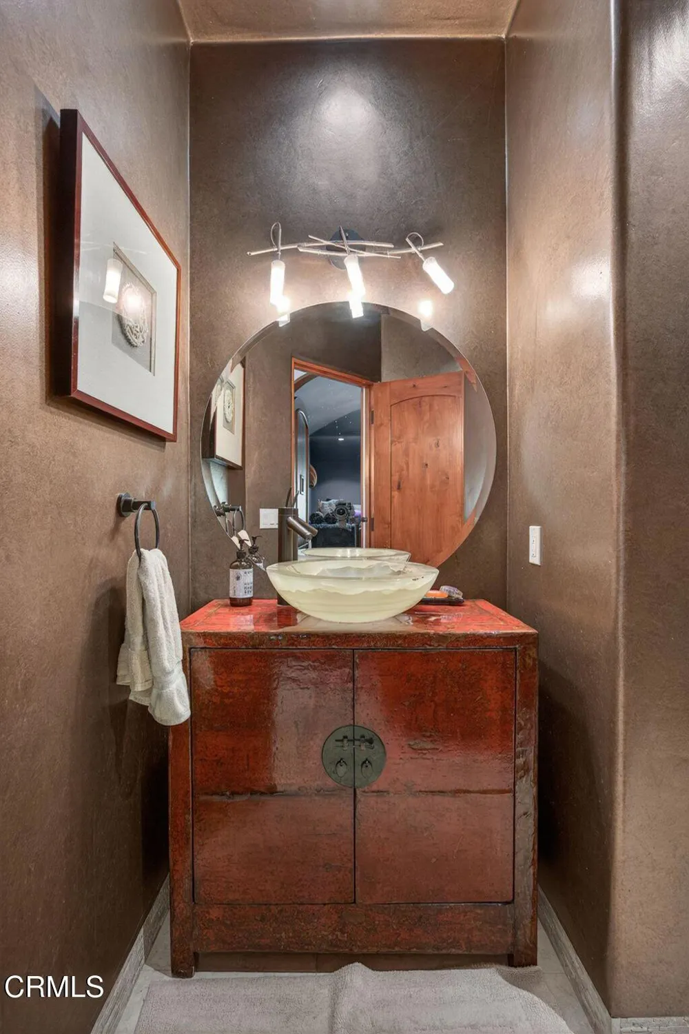 199 Fairview Road Ojai, CA 93023