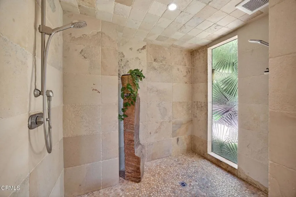 199 Fairview Road Ojai, CA 93023
