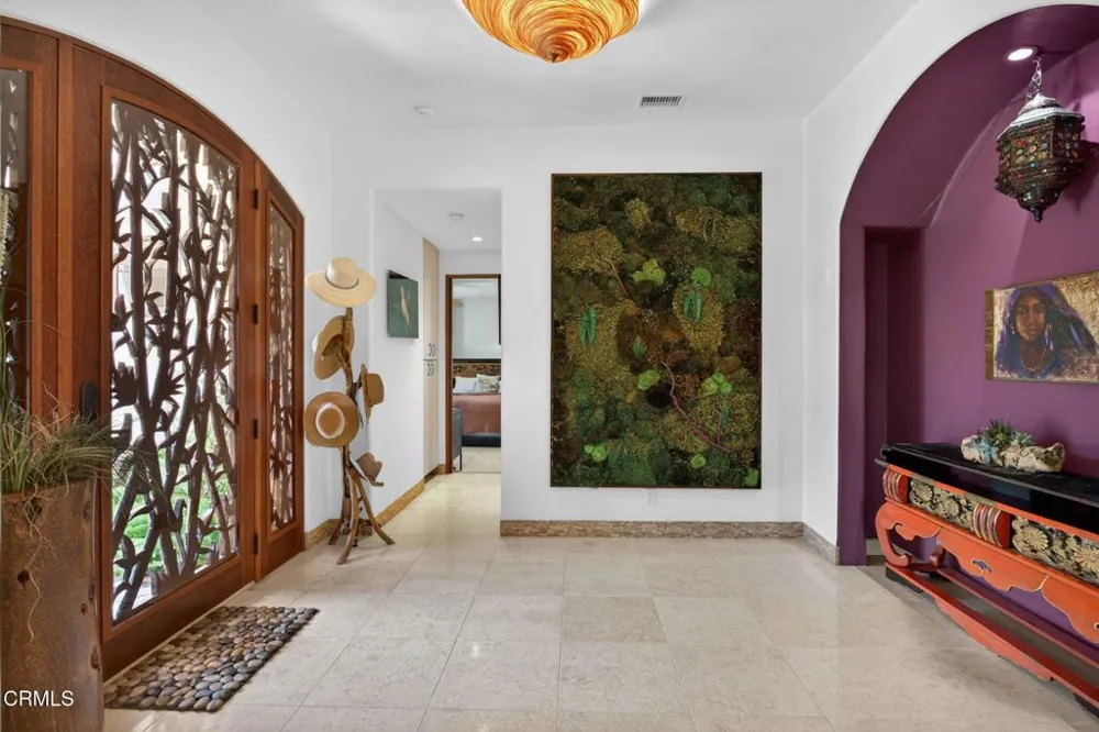 199 Fairview Road Ojai, CA 93023
