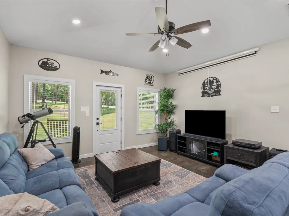 1386 Private Rd 1313 Centerville, TX 75833