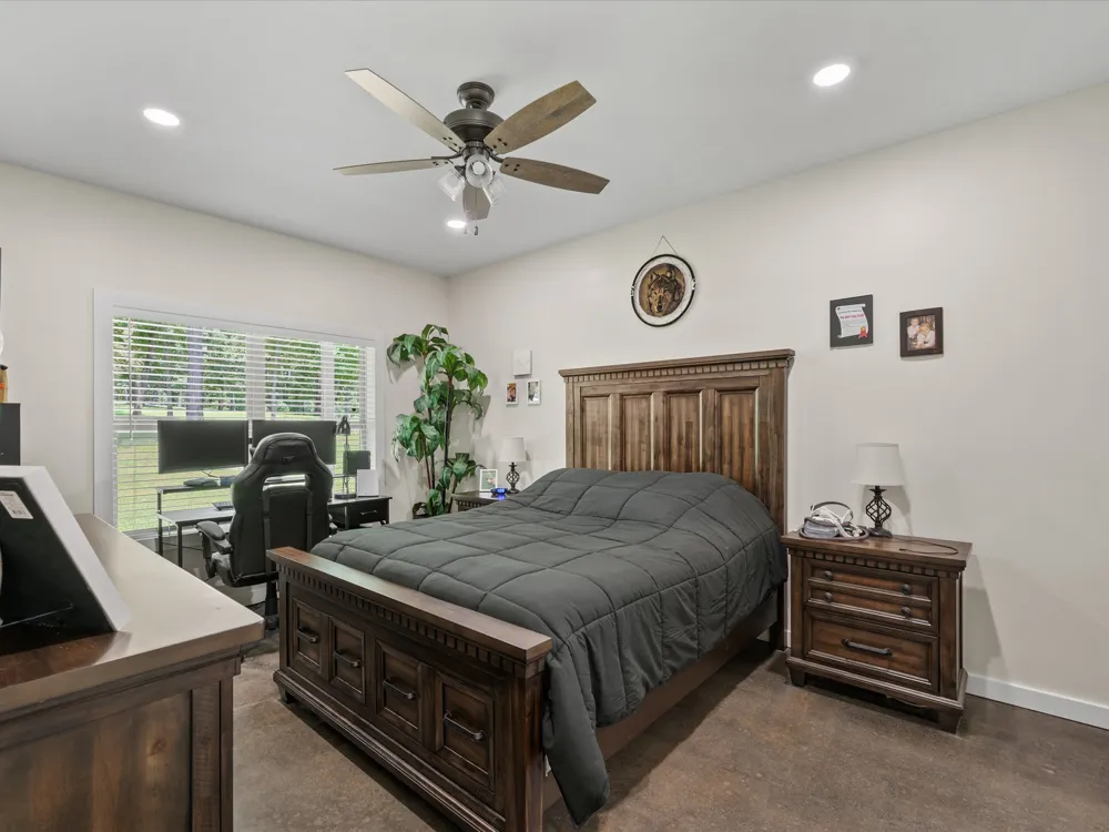 1386 Private Rd 1313 Centerville, TX 75833