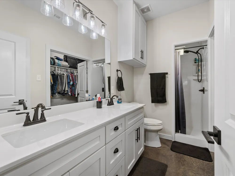 1386 Private Rd 1313 Centerville, TX 75833