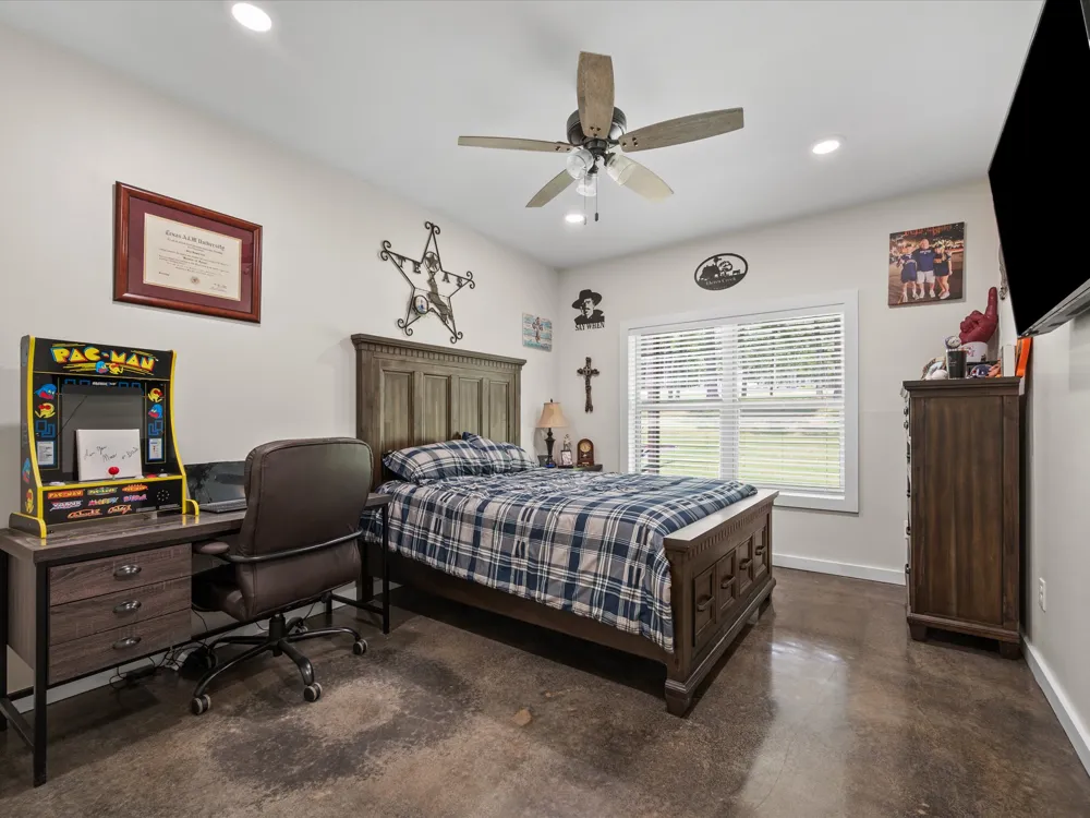 1386 Private Rd 1313 Centerville, TX 75833