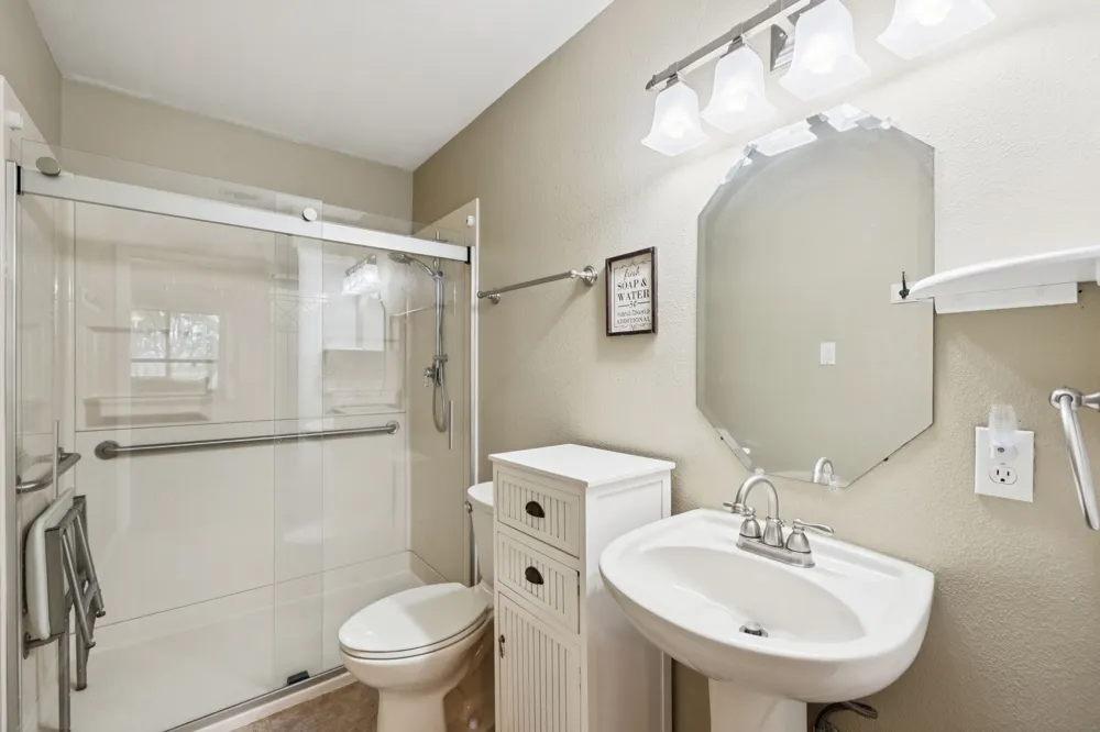 180 Wampum Way Seguin, TX 78155