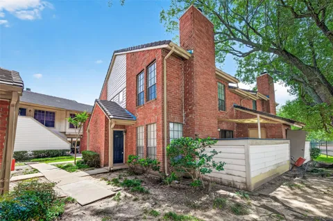 2211 S Kirkwood Road #68