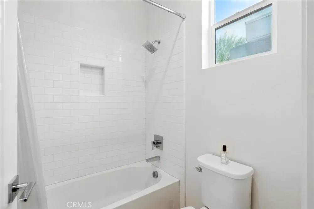 3345 Ambassador Drive Palm Springs, CA 92262