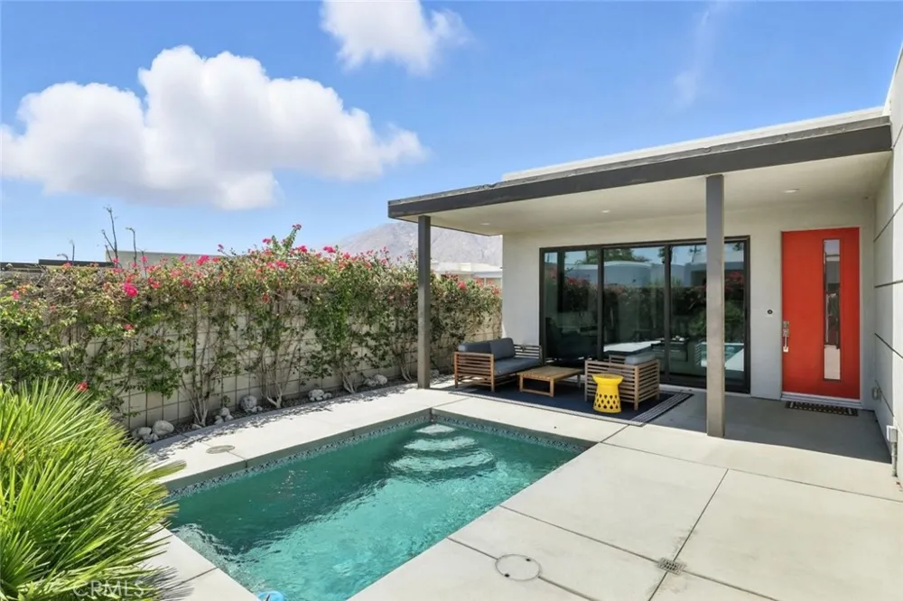 3345 Ambassador Drive Palm Springs, CA 92262