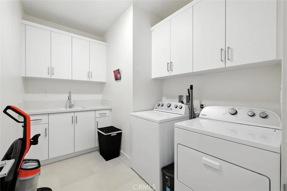 3345 Ambassador Drive Palm Springs, CA 92262