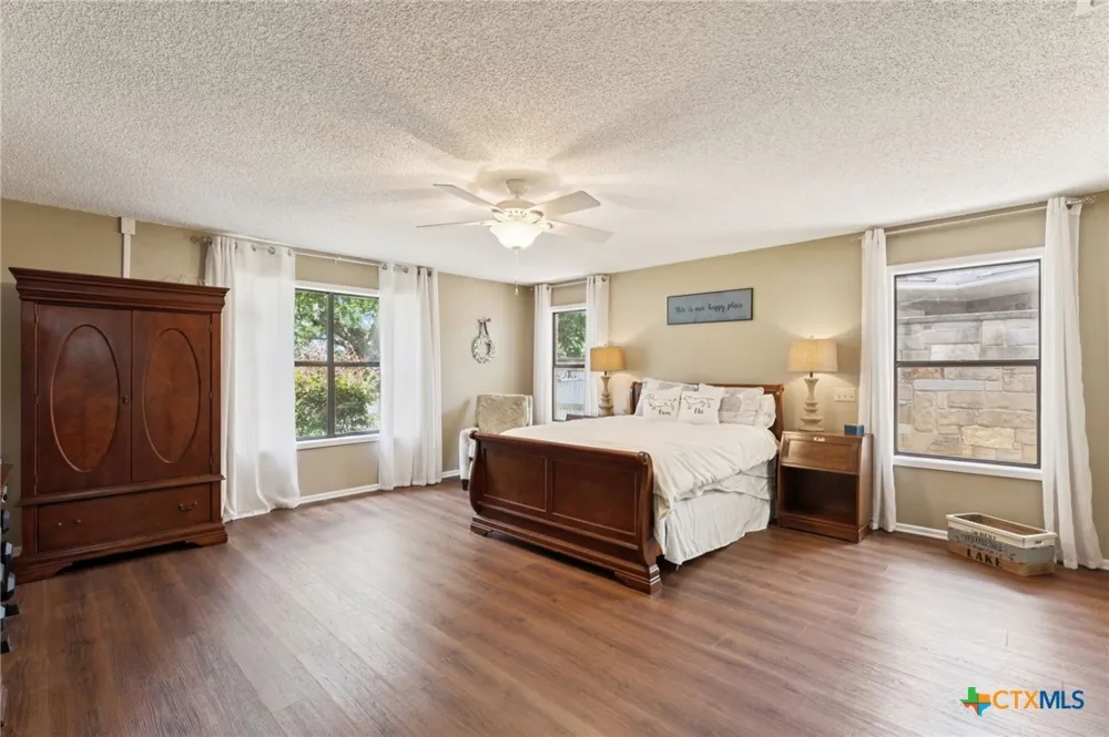 180 Wampum Way Seguin, TX 78155
