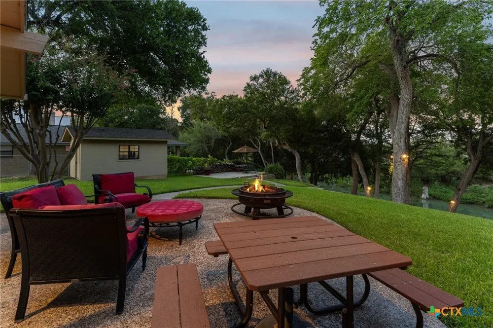 180 Wampum Way Seguin, TX 78155