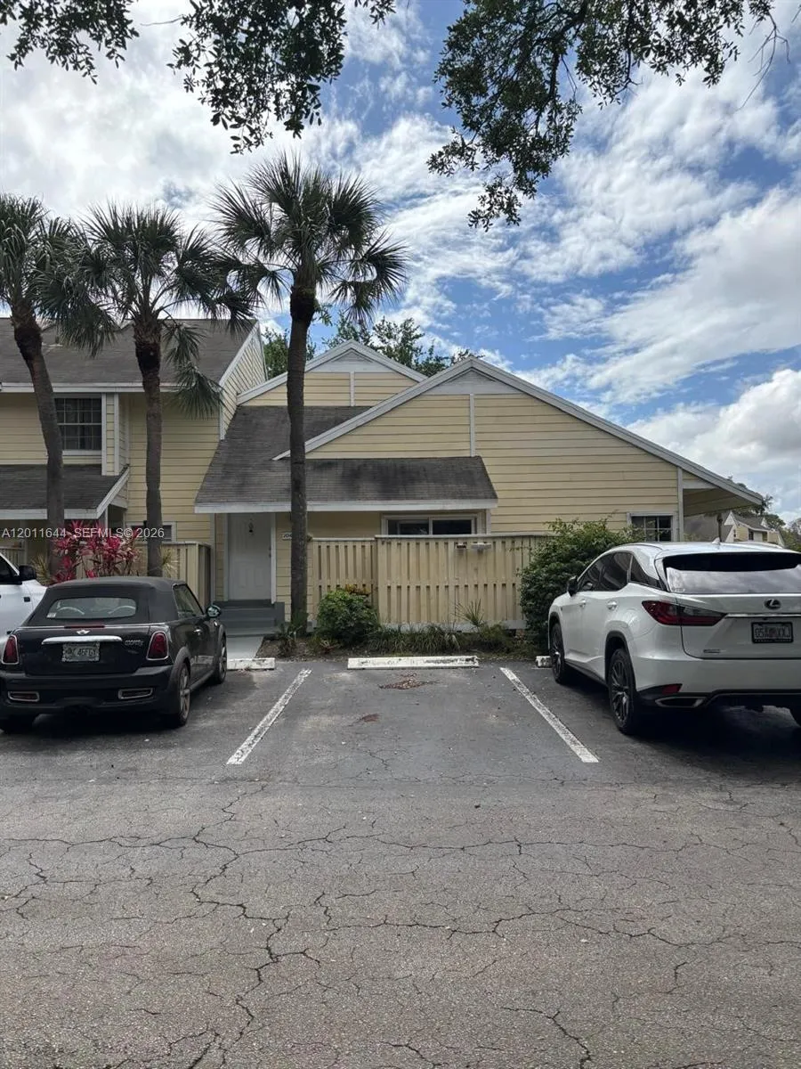 2048 Champions Way North Lauderdale, FL 33068