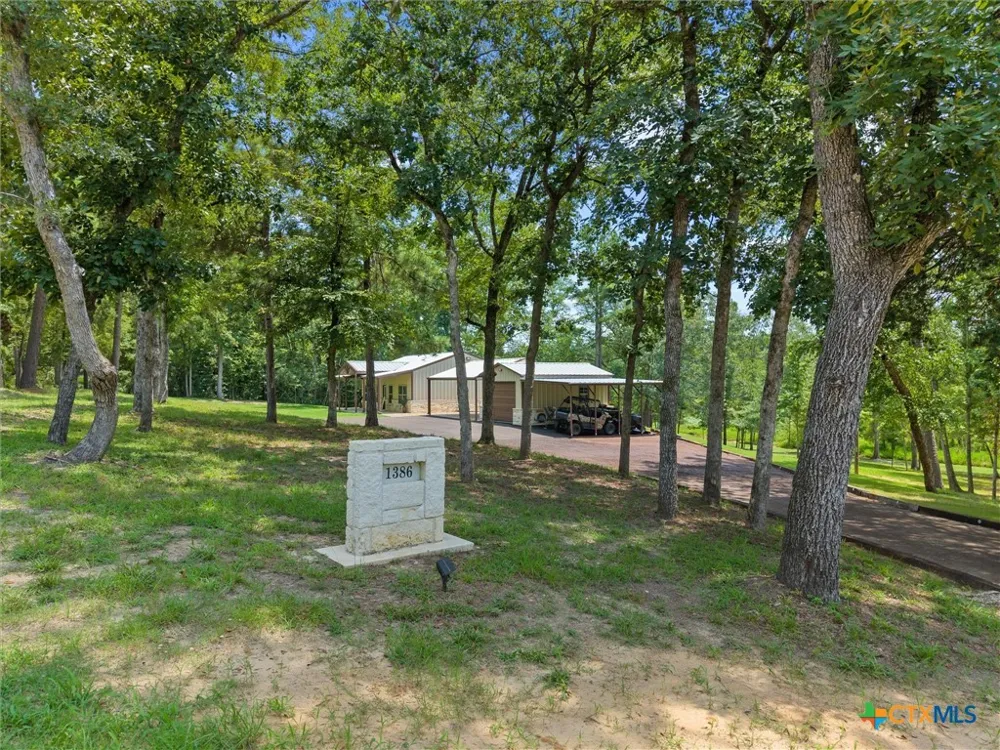1386 Private Rd 1313 Centerville, TX 75833