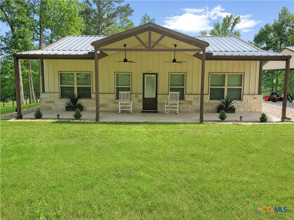 1386 Private Rd 1313 Centerville, TX 75833