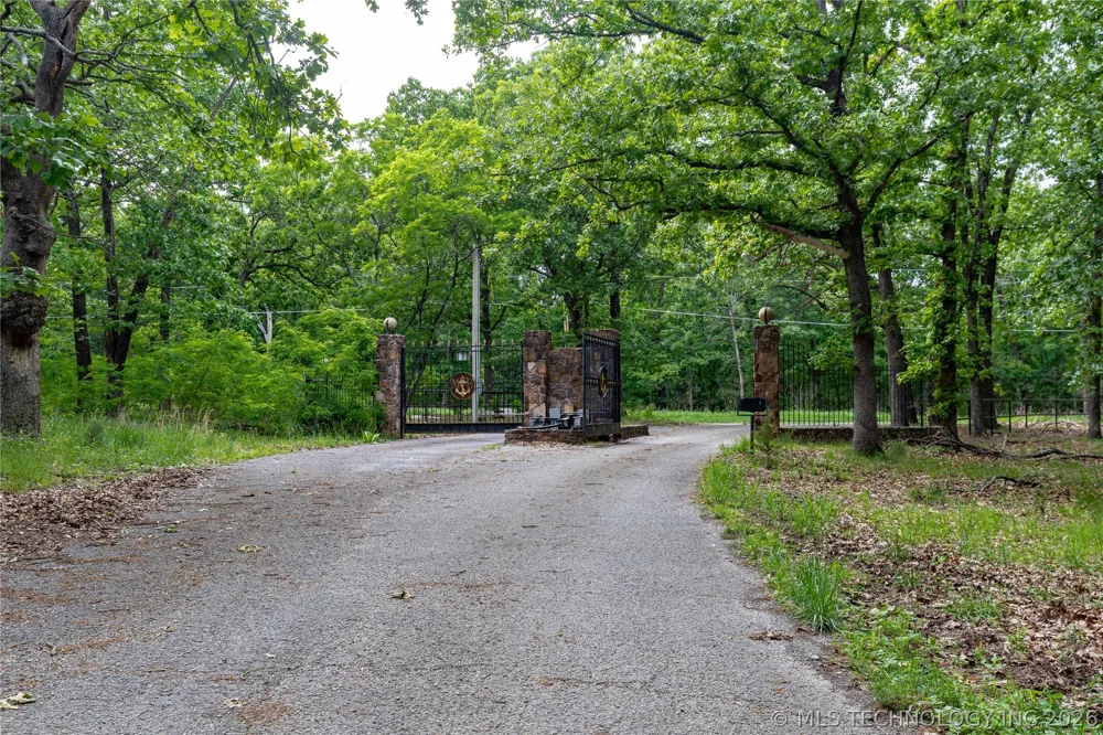 Lakeside Drive Ketchum, OK 74331