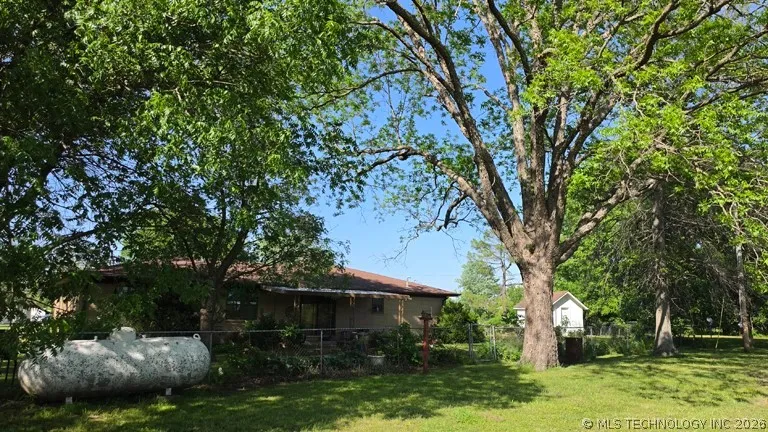 3055 Bixby Road Mounds, OK 74047