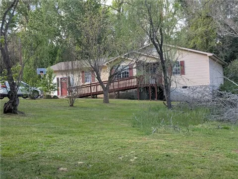 86 Bluff View Circle