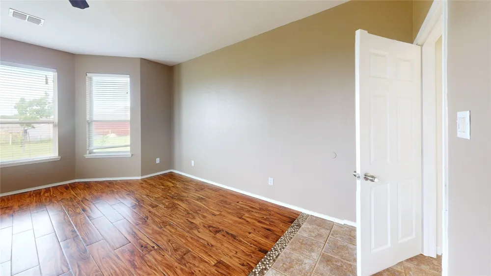 6080 County Road 939 Nevada, TX 75173