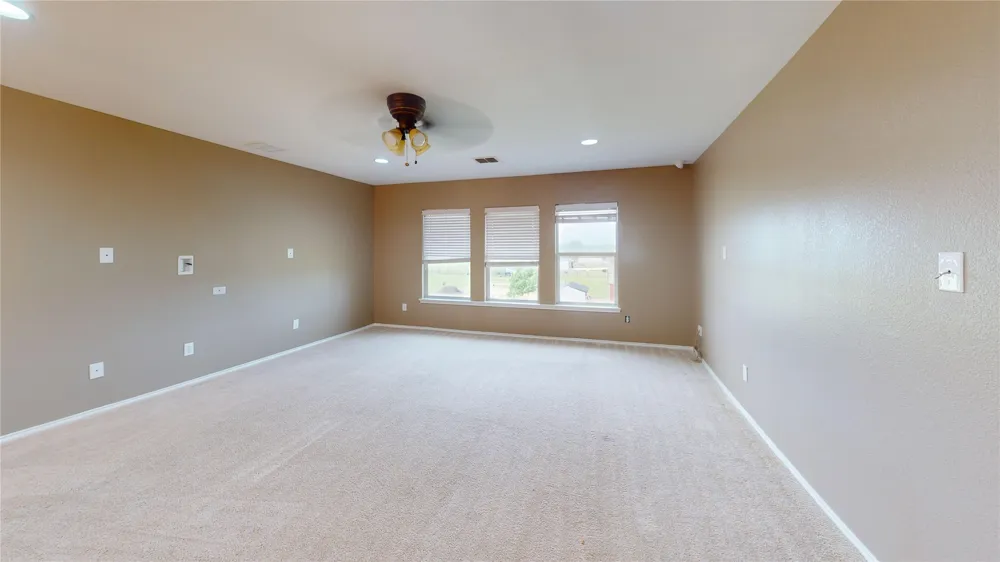 6080 County Road 939 Nevada, TX 75173