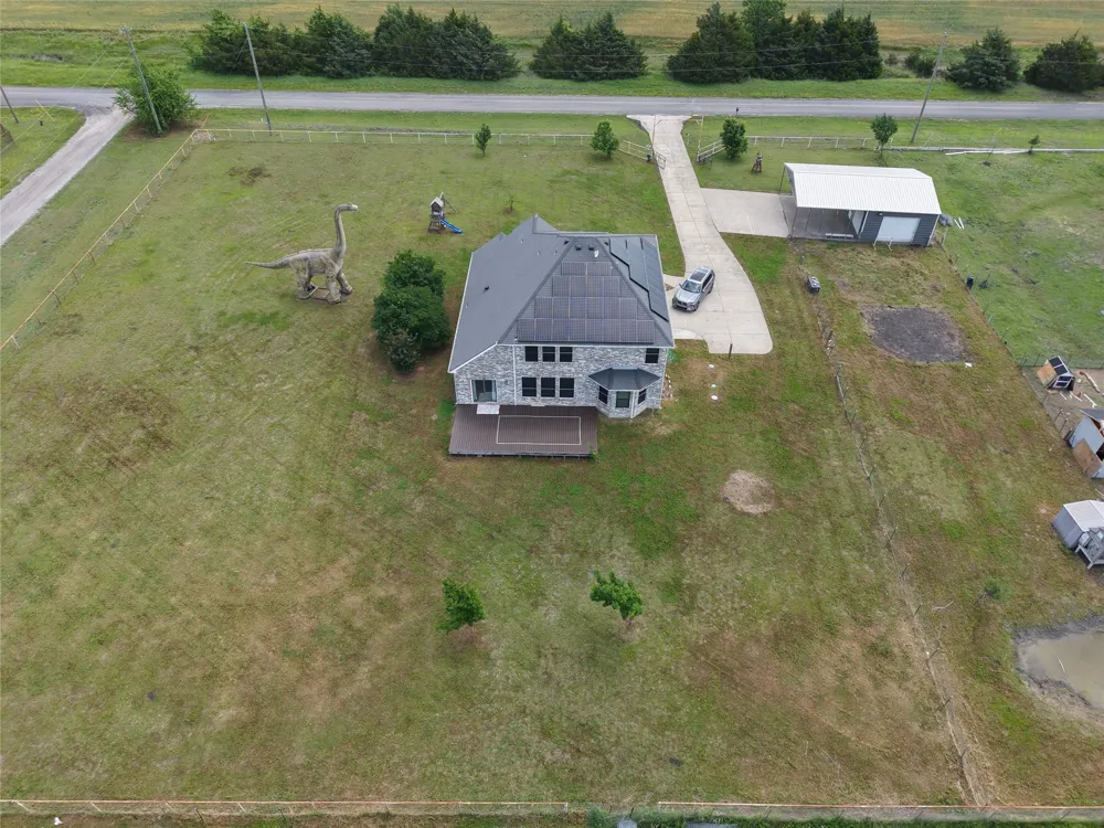 6080 County Road 939 Nevada, TX 75173