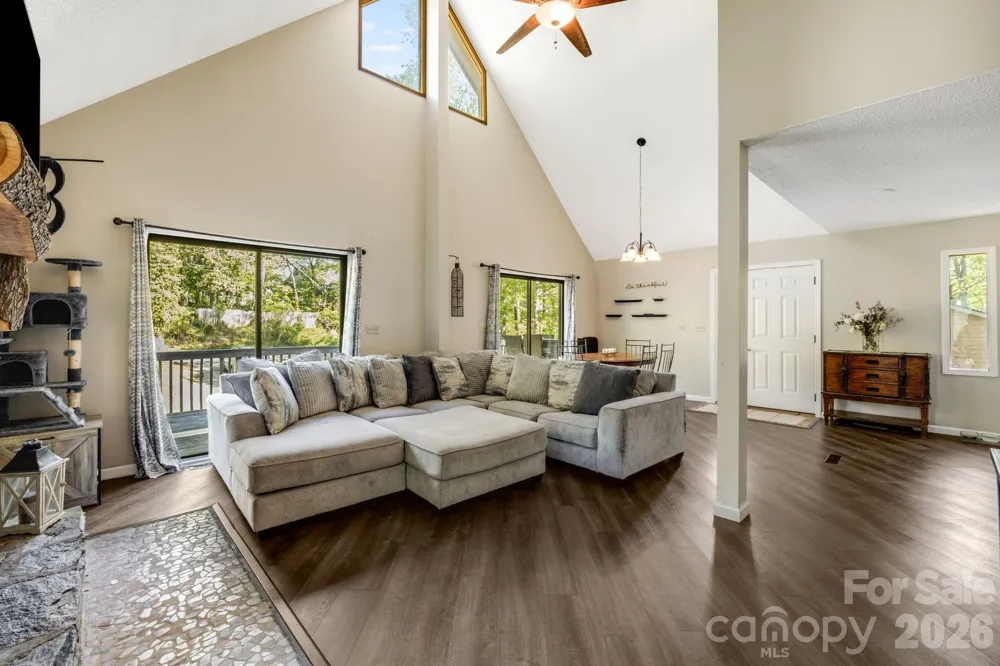 823 Fanning Bridge Road Fletcher, NC 28732
