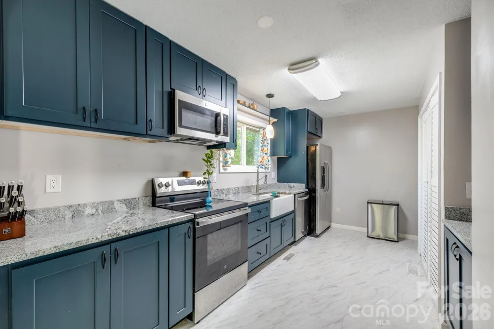 823 Fanning Bridge Road Fletcher, NC 28732