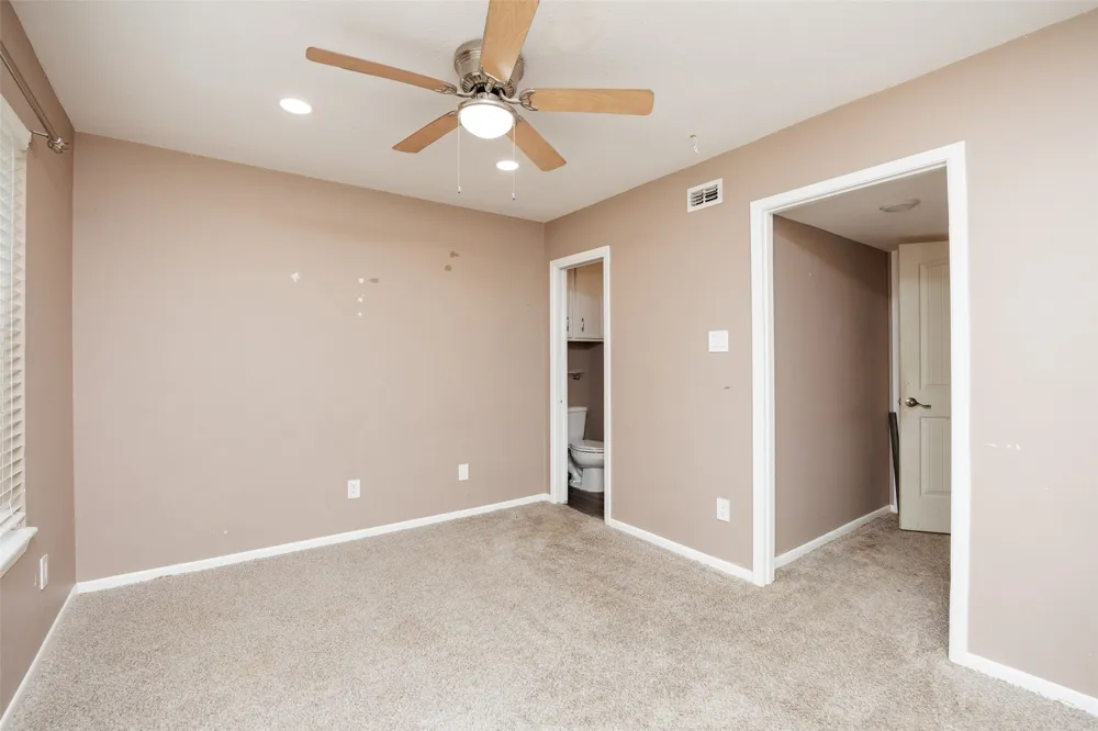 320 Long Pointe Drive Portland, TX 78374