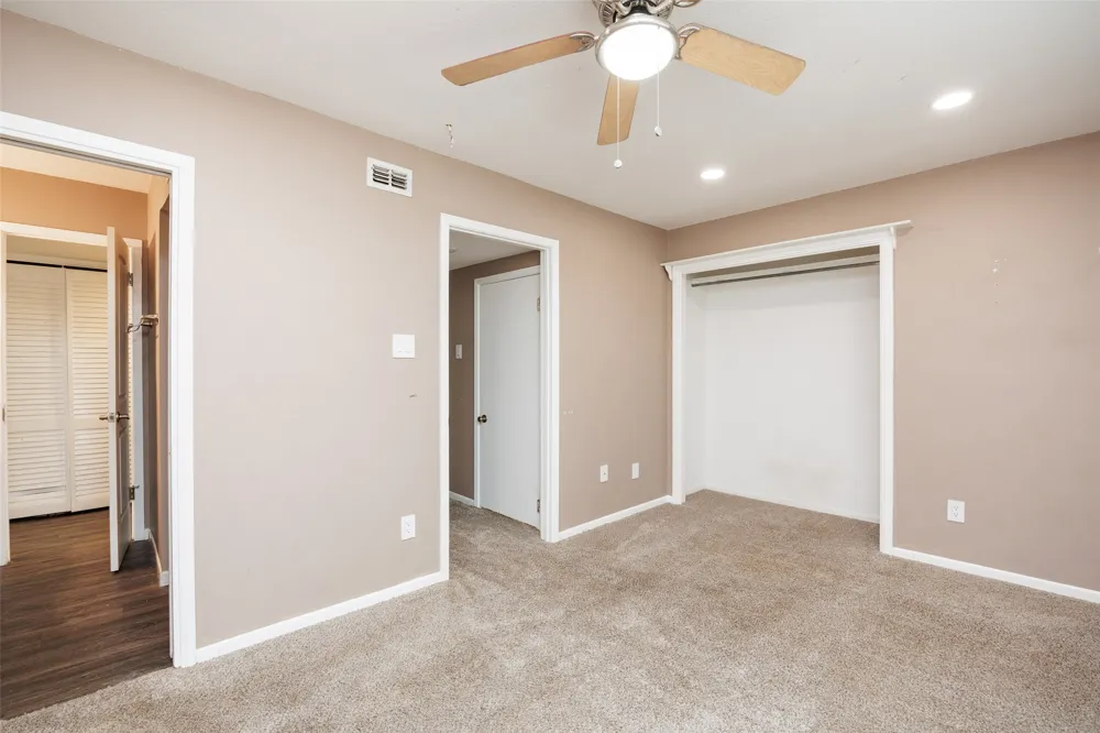 320 Long Pointe Drive Portland, TX 78374