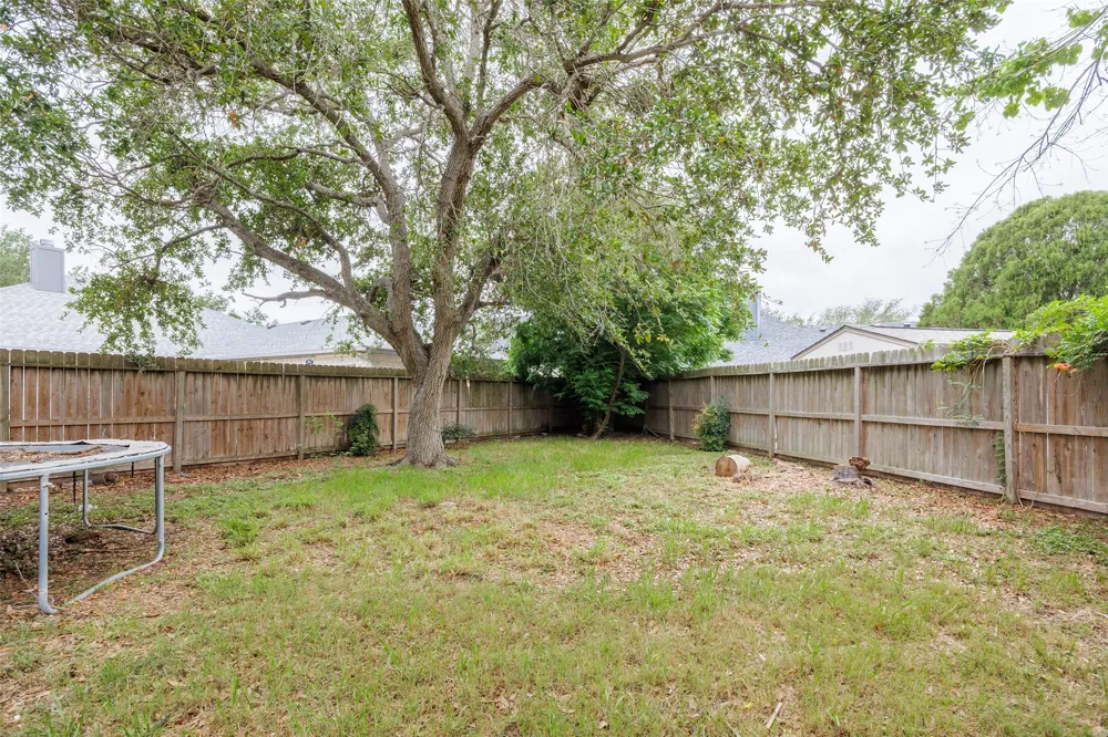 320 Long Pointe Drive Portland, TX 78374