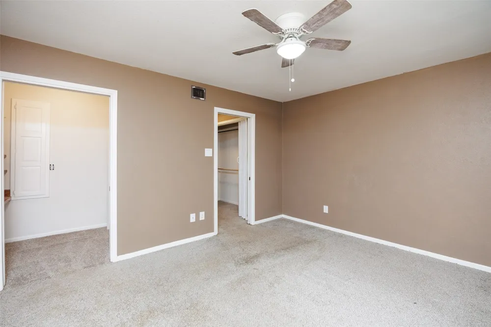 320 Long Pointe Drive Portland, TX 78374
