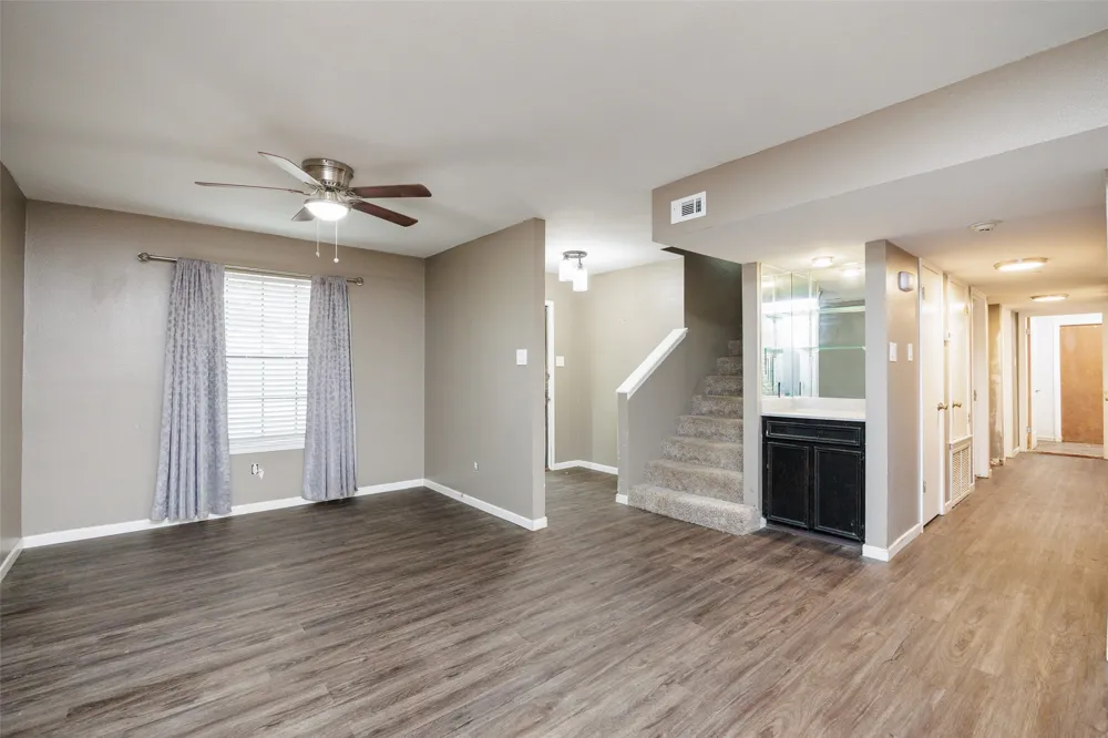 320 Long Pointe Drive Portland, TX 78374