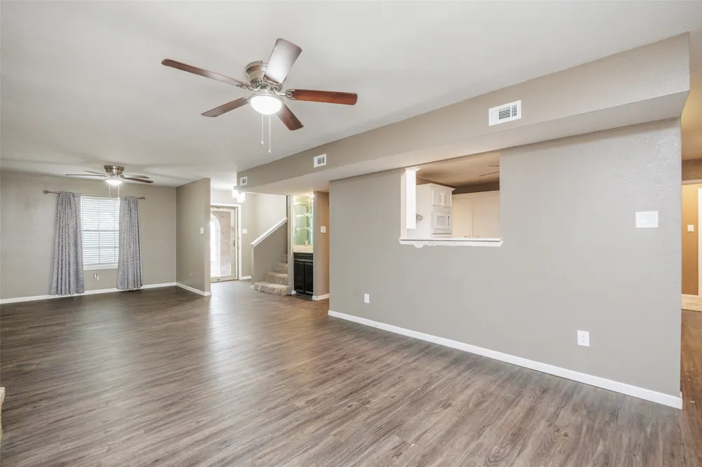 320 Long Pointe Drive Portland, TX 78374