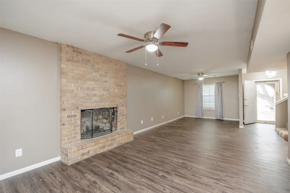 320 Long Pointe Drive Portland, TX 78374